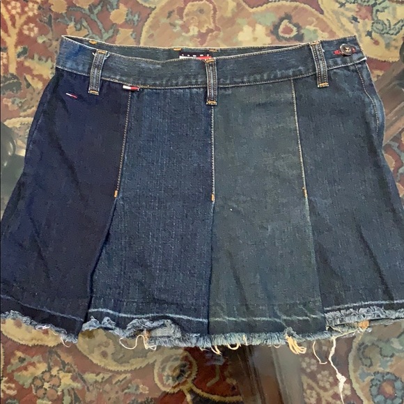 Vintage Tommy Hilfiger Pleated Denim 